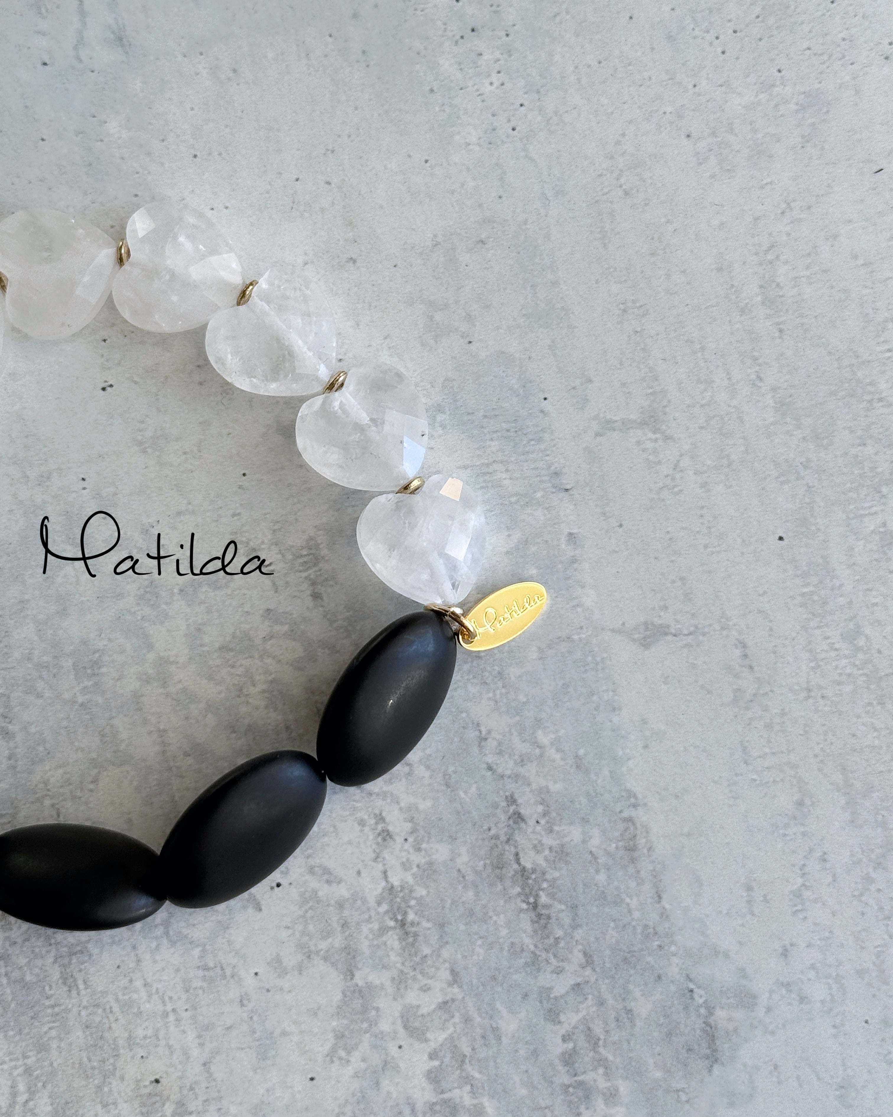 bicolor bracelet(オニキス×クォーツ)