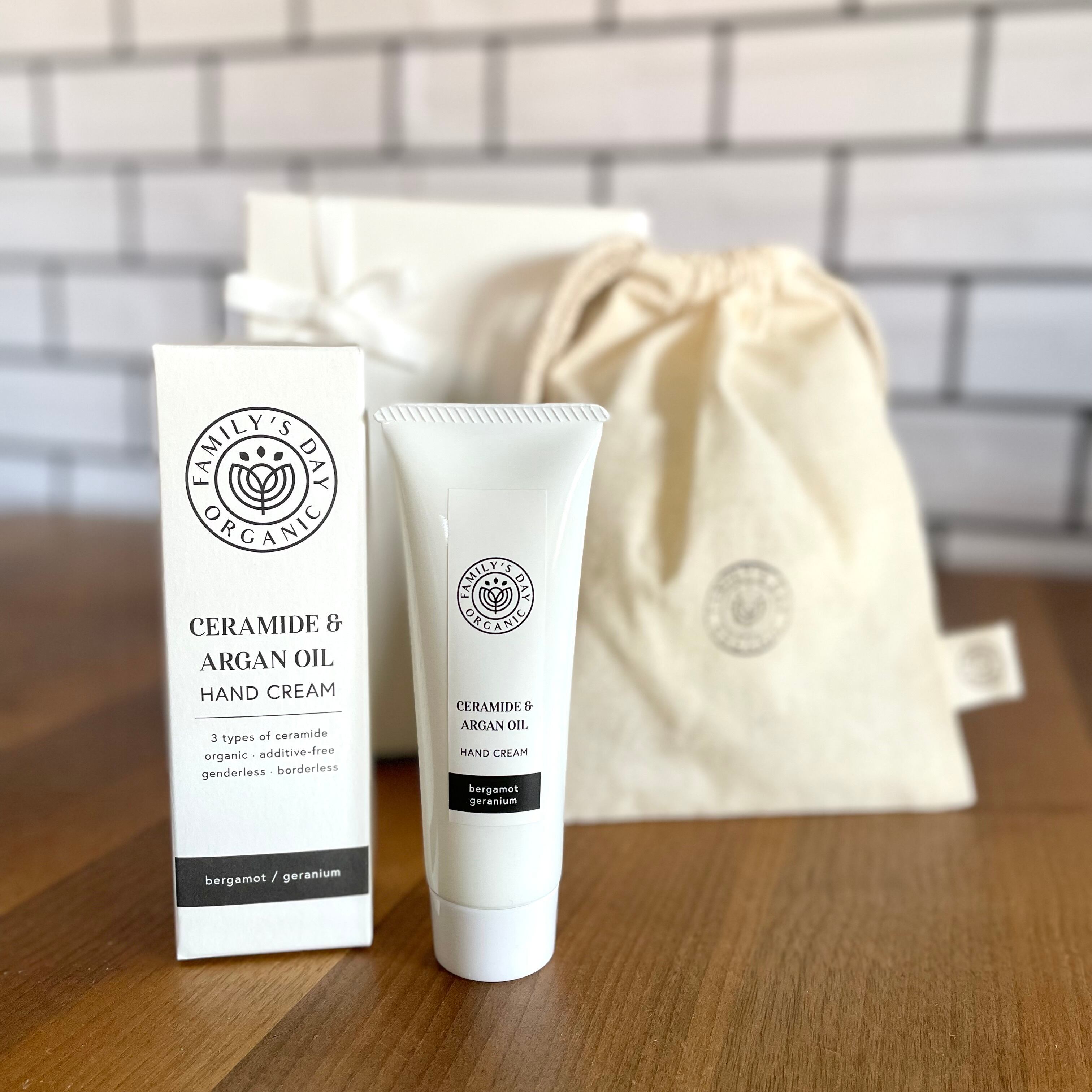 FAMILY'S DAY ORGANIC セラミドハンドクリーム 50g オリジナル巾着セット&ギフトボックス