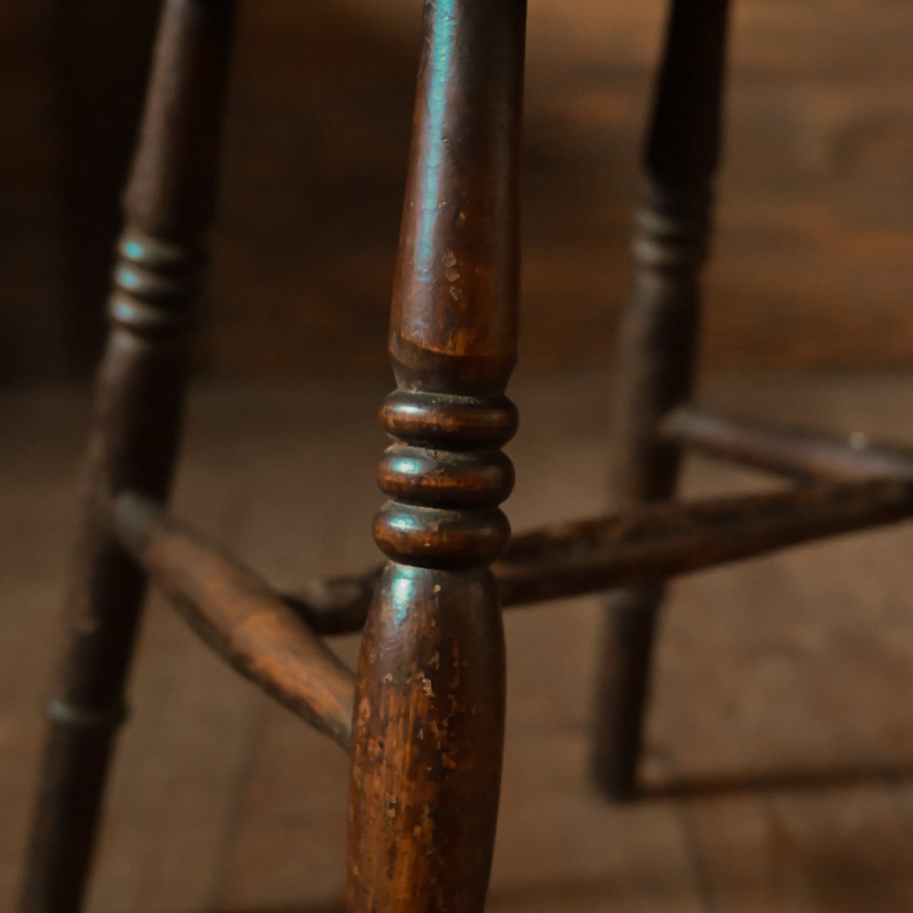 Ibex Chair / アイベックス チェア〈 キッチンチェア・ダイニング