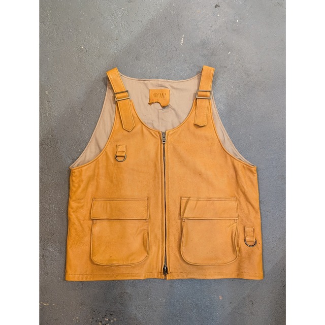 【ARCANA】CANCER VEST / Camel
