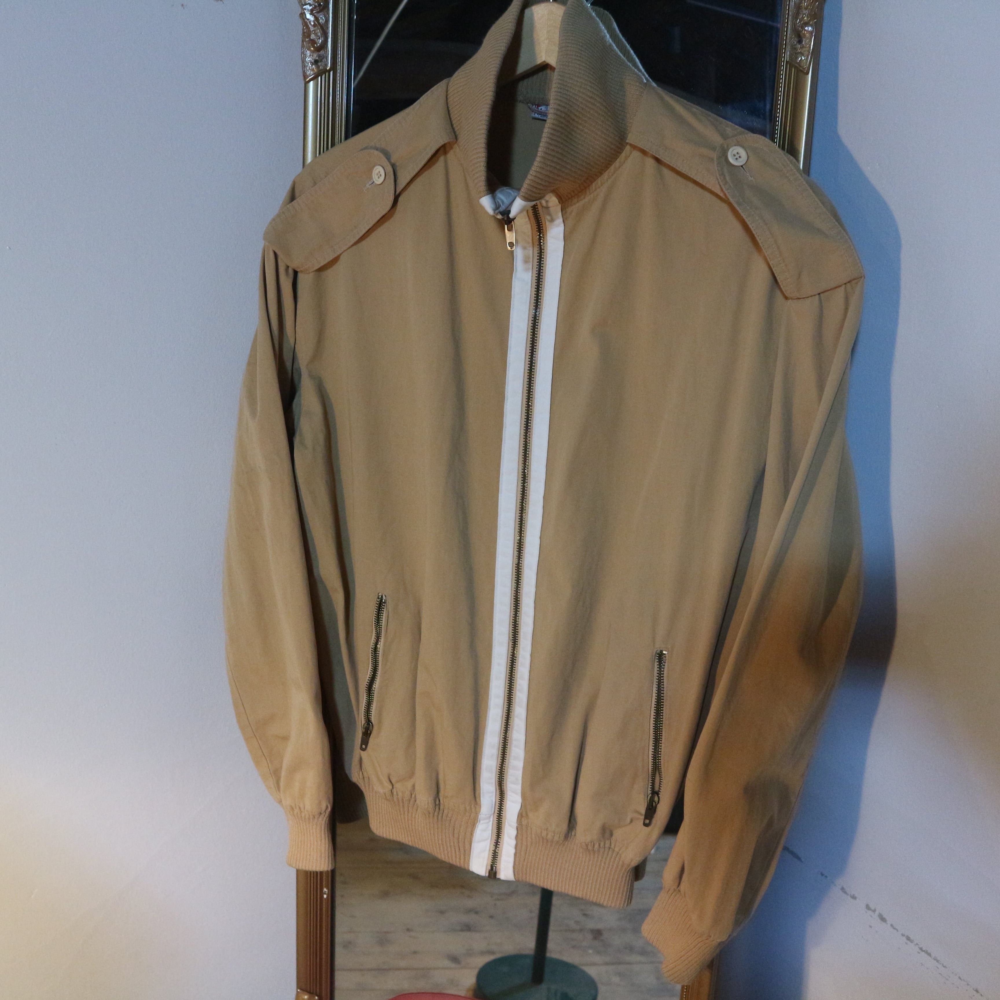 Marlboro エポレット付 ラインブルゾン | JiKKA