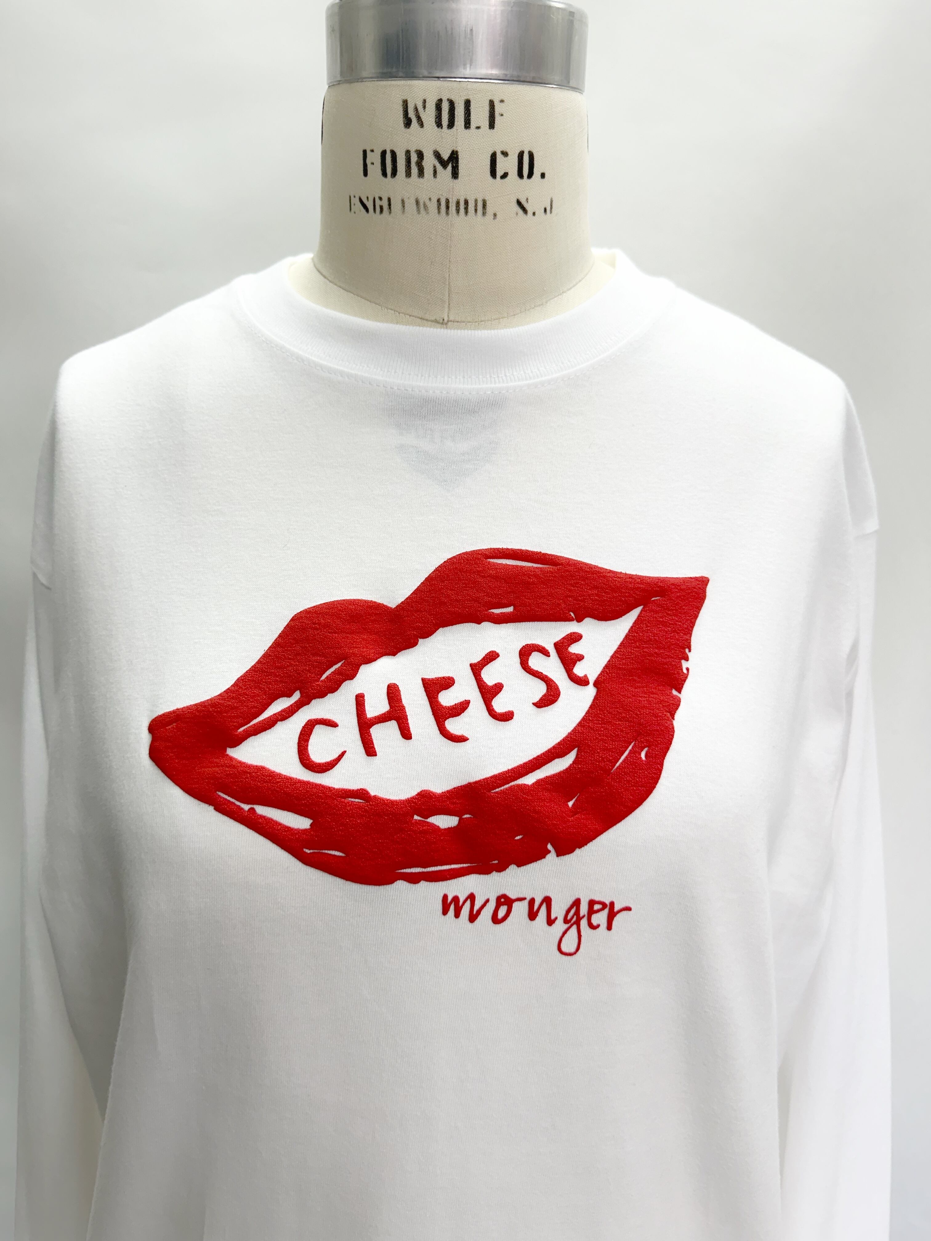 プックリくちびるロングスリーブTシャツ | CHEESE-monger