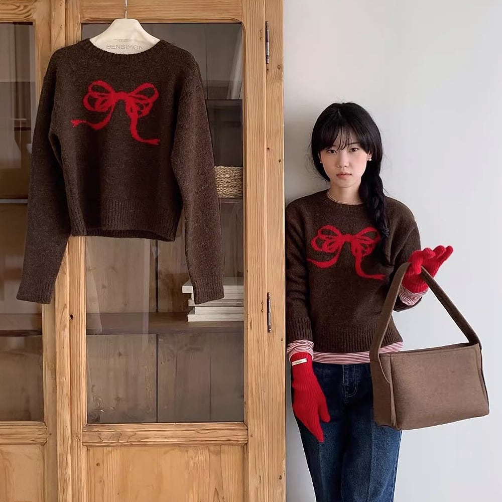 レッド ニットセーター 長袖 立体ロゴ