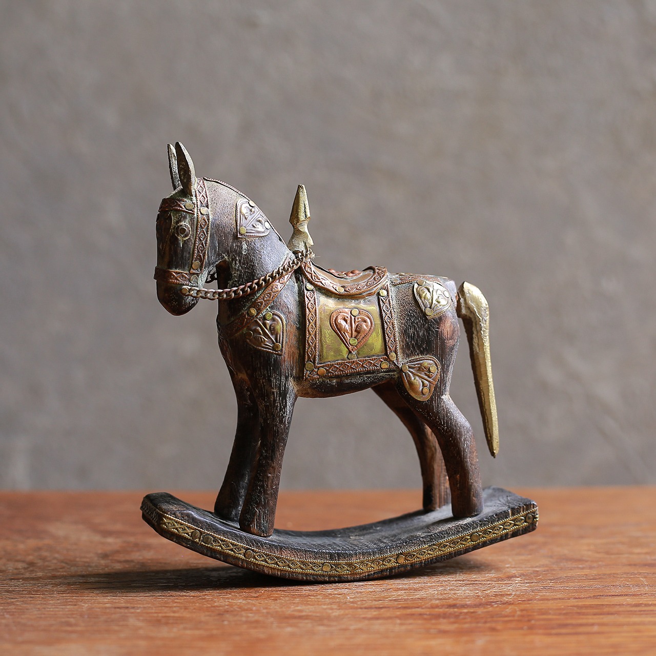 手放したくないほど美しい馬 15