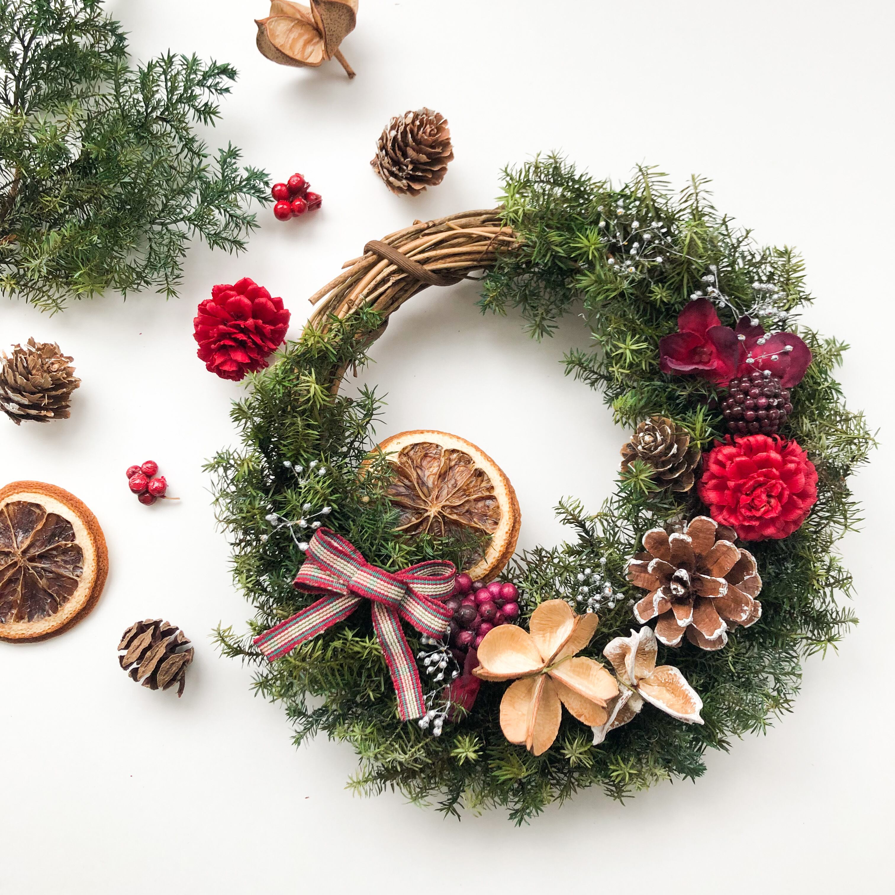 木の実の森のクリスマスリース＊グリーンwreathe◎24センチ （木の実 