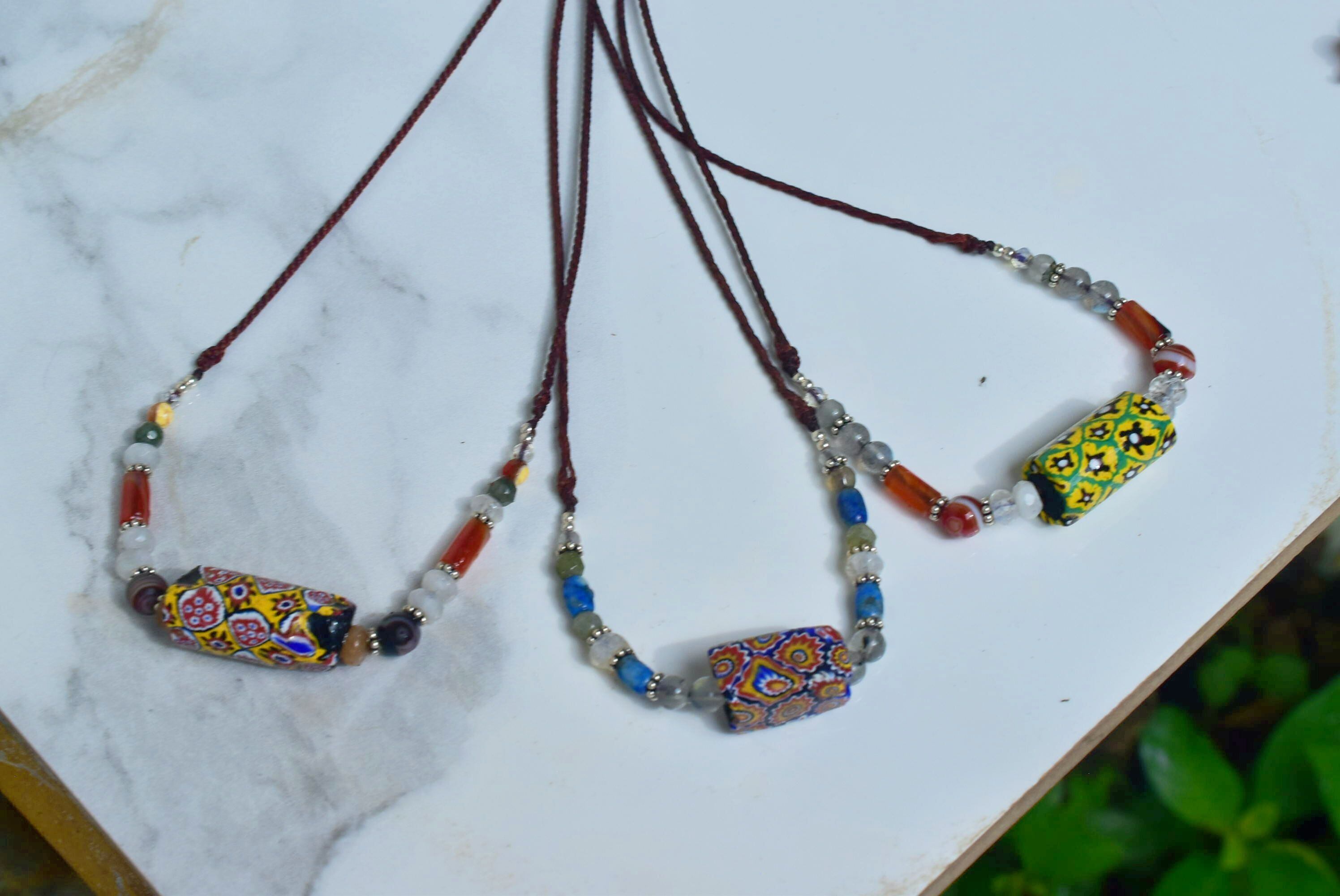 ブルー☆モロッコ産アンティークビーズネックレスany001 | Funky