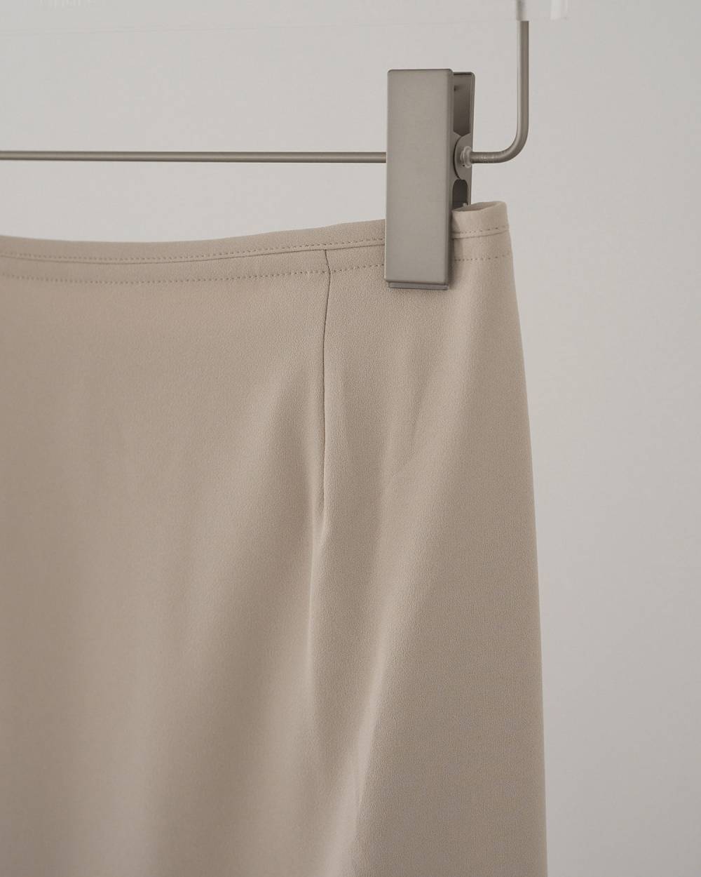 anuke 】Georgette Pencil Skirt | valance 福井｜レディース セレクト