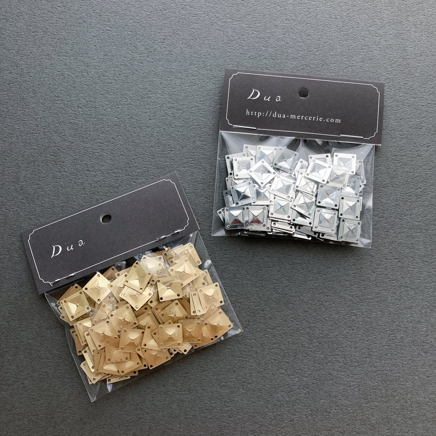 立体タイル風4つ穴あきスパンコールパック | Dua-アクセサリーパーツ