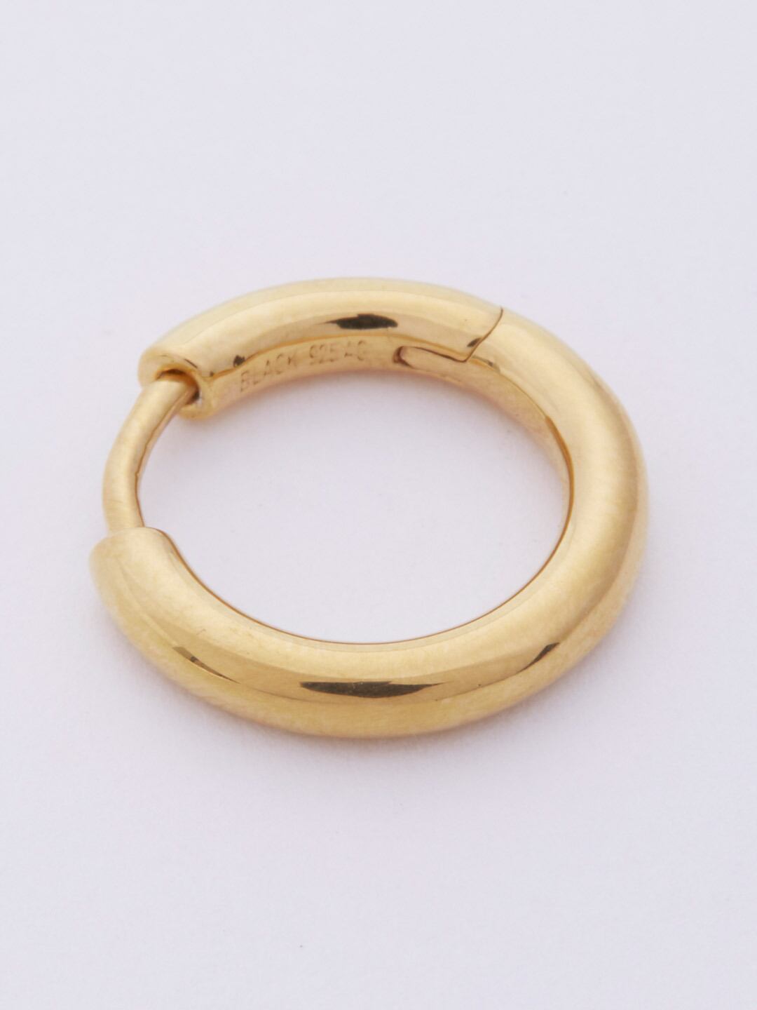 MARIA BLACK マリアブラック/ Polo Huggie(GOLD) / ピアス | TRENT online