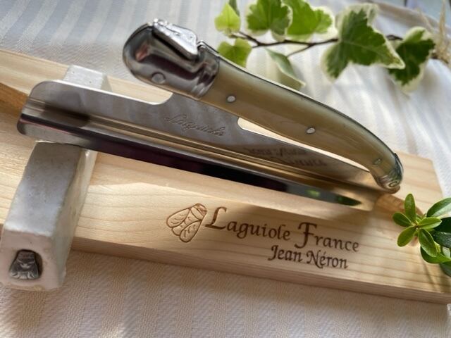 象牙色LaguioleダストパンRamase miettes パン屑とりラギオール 象牙色LaguioleダストパンRamase miettes パン屑とりラギオール
