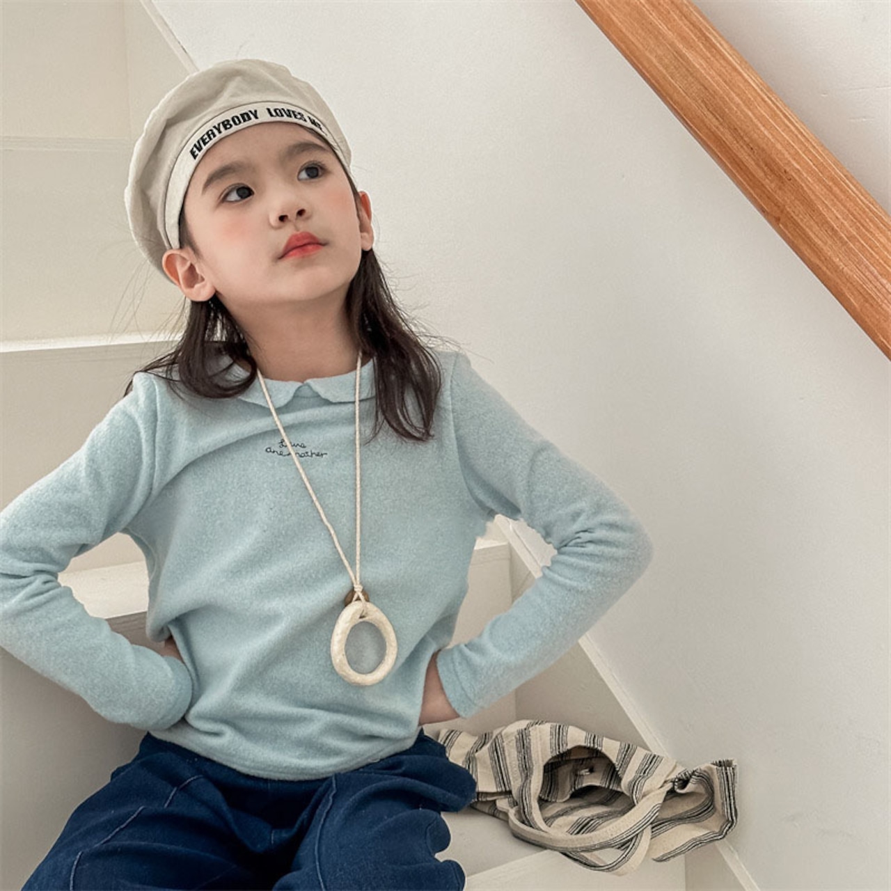 春英字刺しゅうモコモコTシャツ