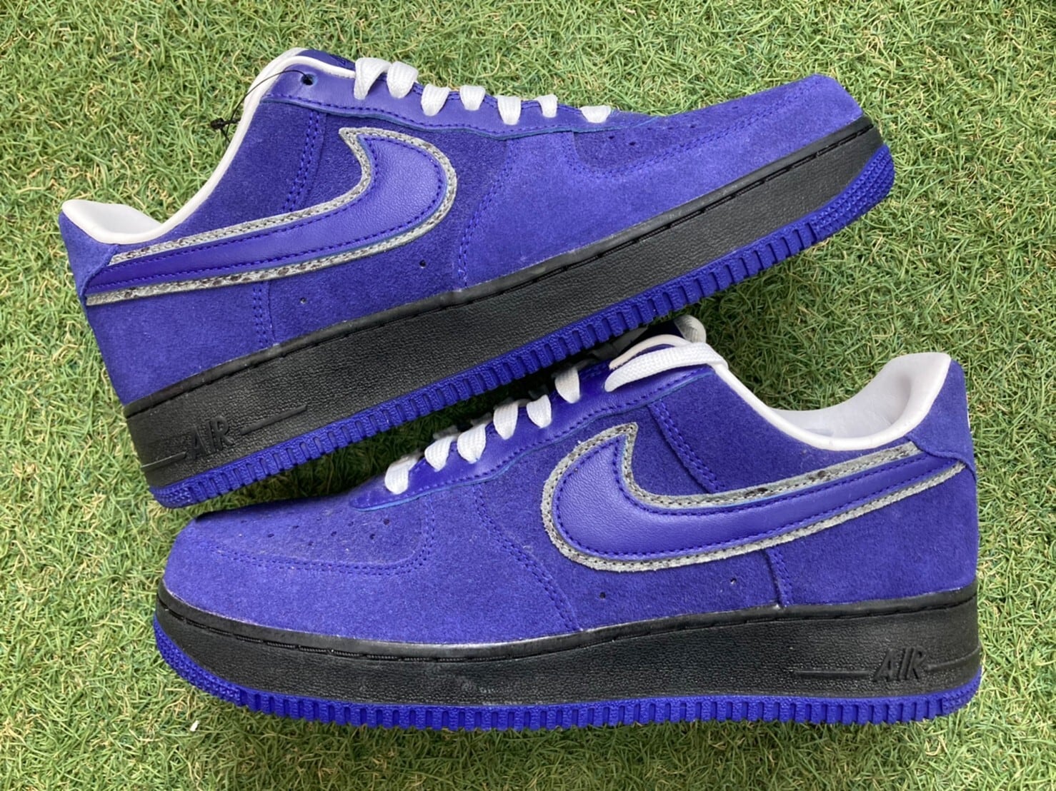 NIKE BY YOU × UNLOCKED AIR FORCE 1 LOW NAVY SUEDE CT3761-991 27㎝ 99986 |  BRAND BUYERS OSAKA