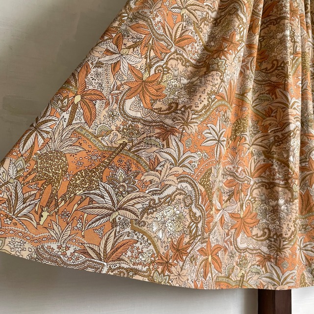 giraffe & botanical print skirt 〈レトロ古着 キリン & ボタニカル柄 