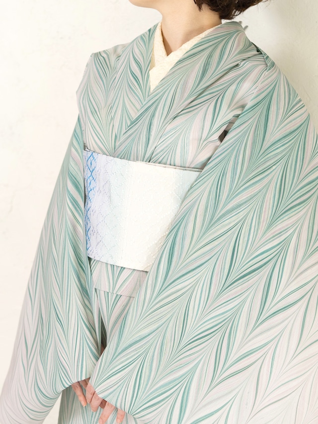 「若菜と花冠」矢羽柄〜セオアルファ　浴衣・夏着物・単衣