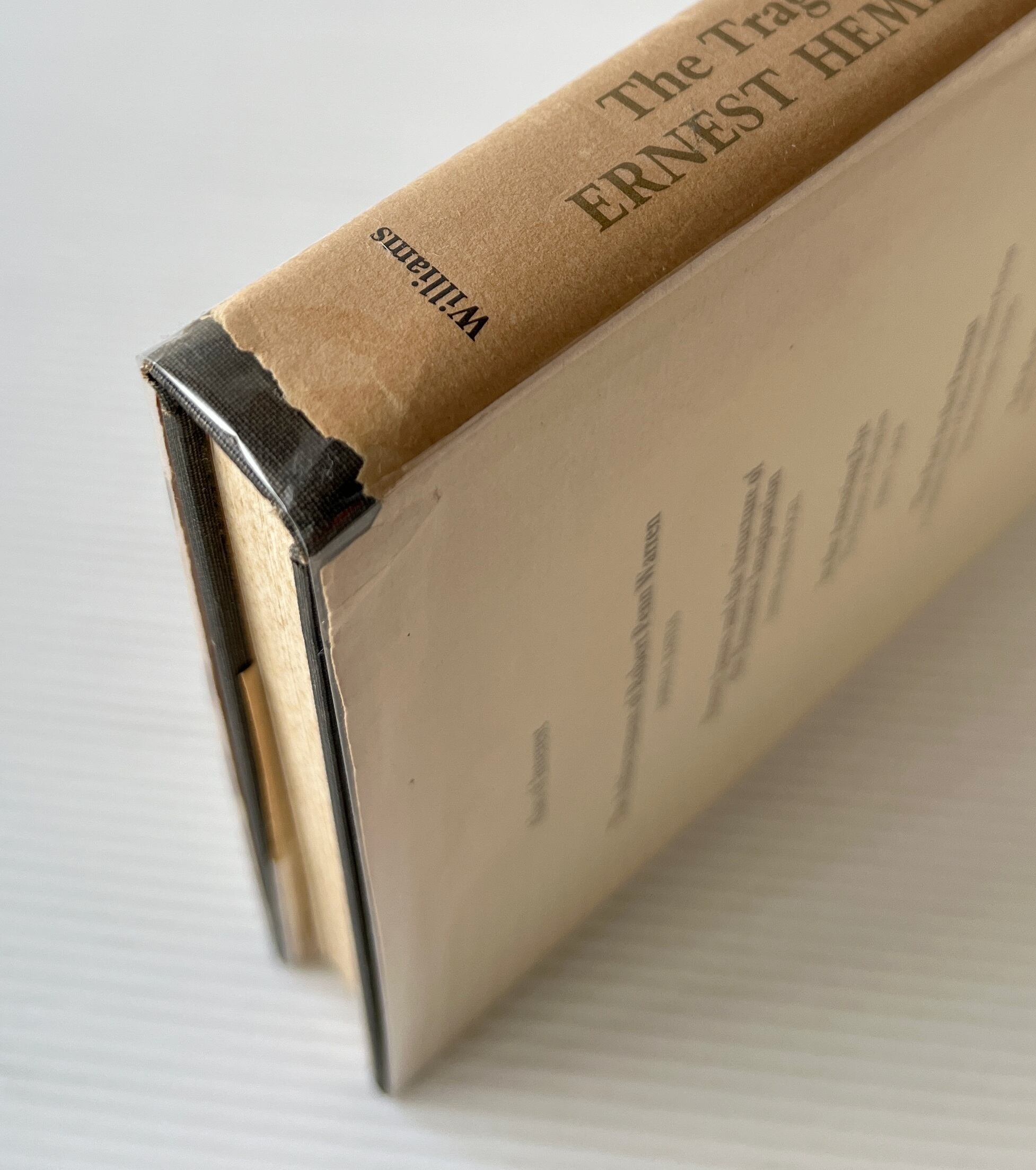 The Tragic Art of Ernest Hemingway / Wirt Williams / Louisiana State University Press