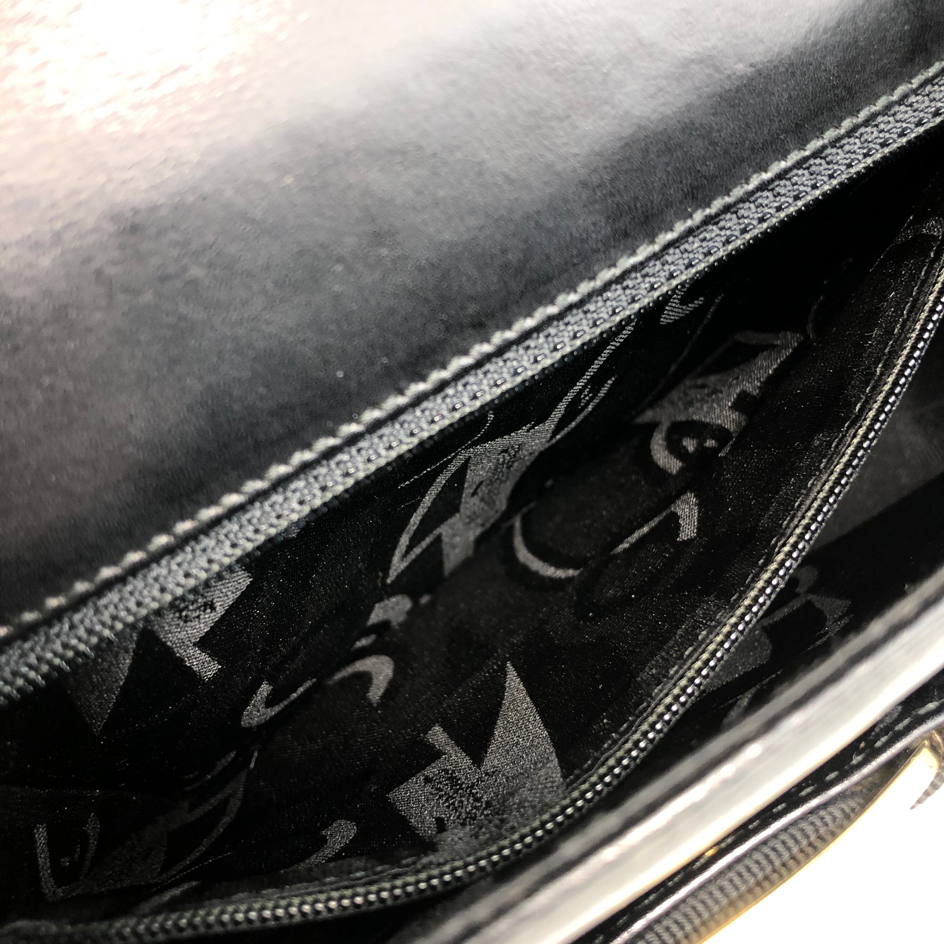 Salvatore Ferragamo サルヴァトーレ フェラガモ ショルダーバッグ