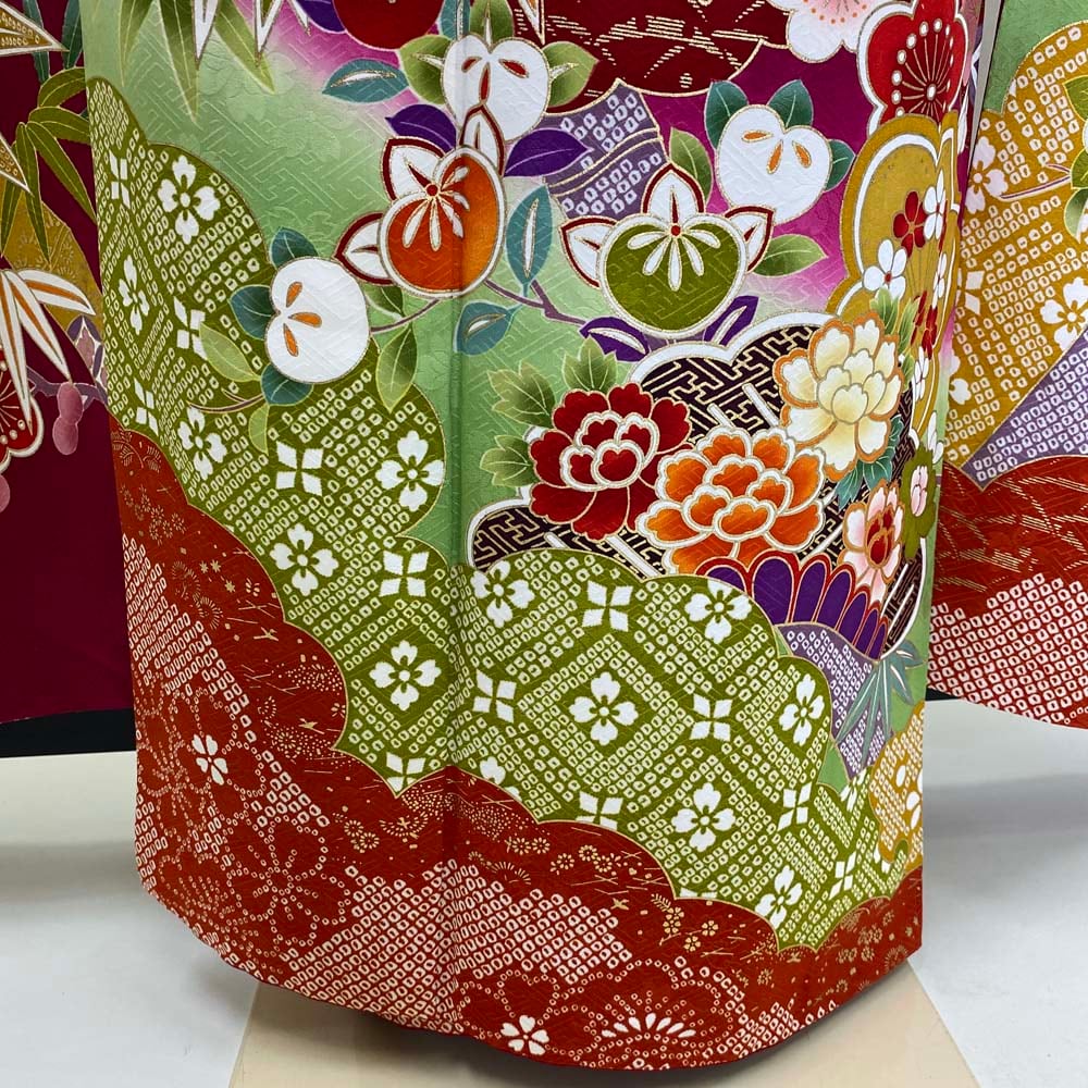 振袖 中古 大きい ラメ入り 赤 ピンク 絞り柄 桜 正絹 美品 LLサイズ