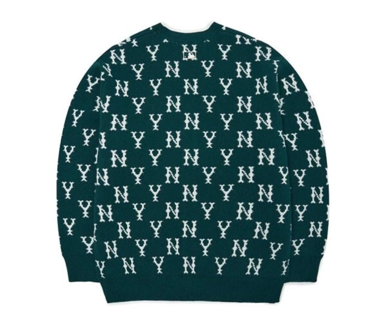 MLB ユニセックス総柄カーディガン¥32,000+tax(¥35200)