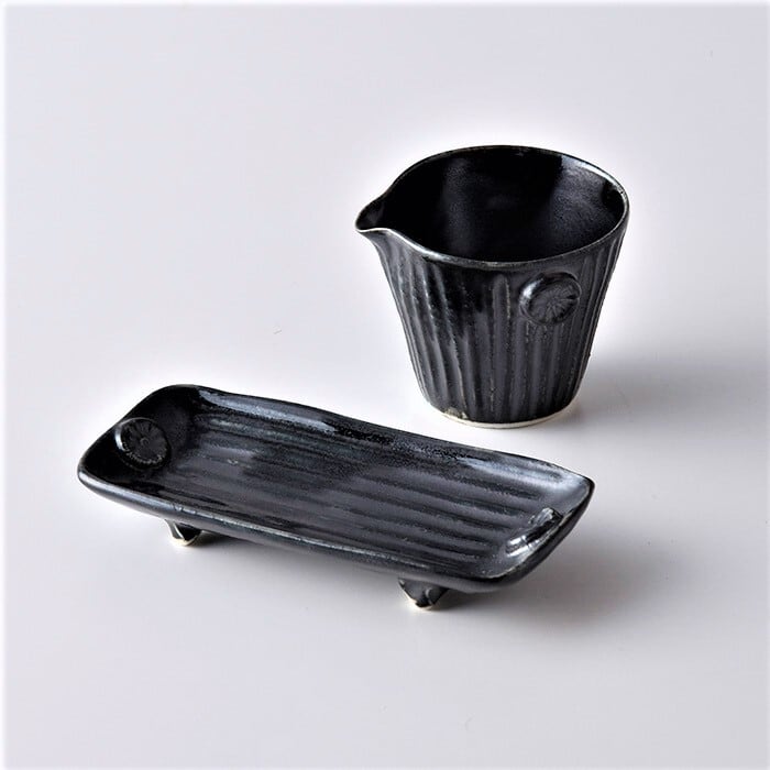 こくようせき】黒曜石鎬彫 花押片口小付 | 乃利陶窯オンラインショップ。