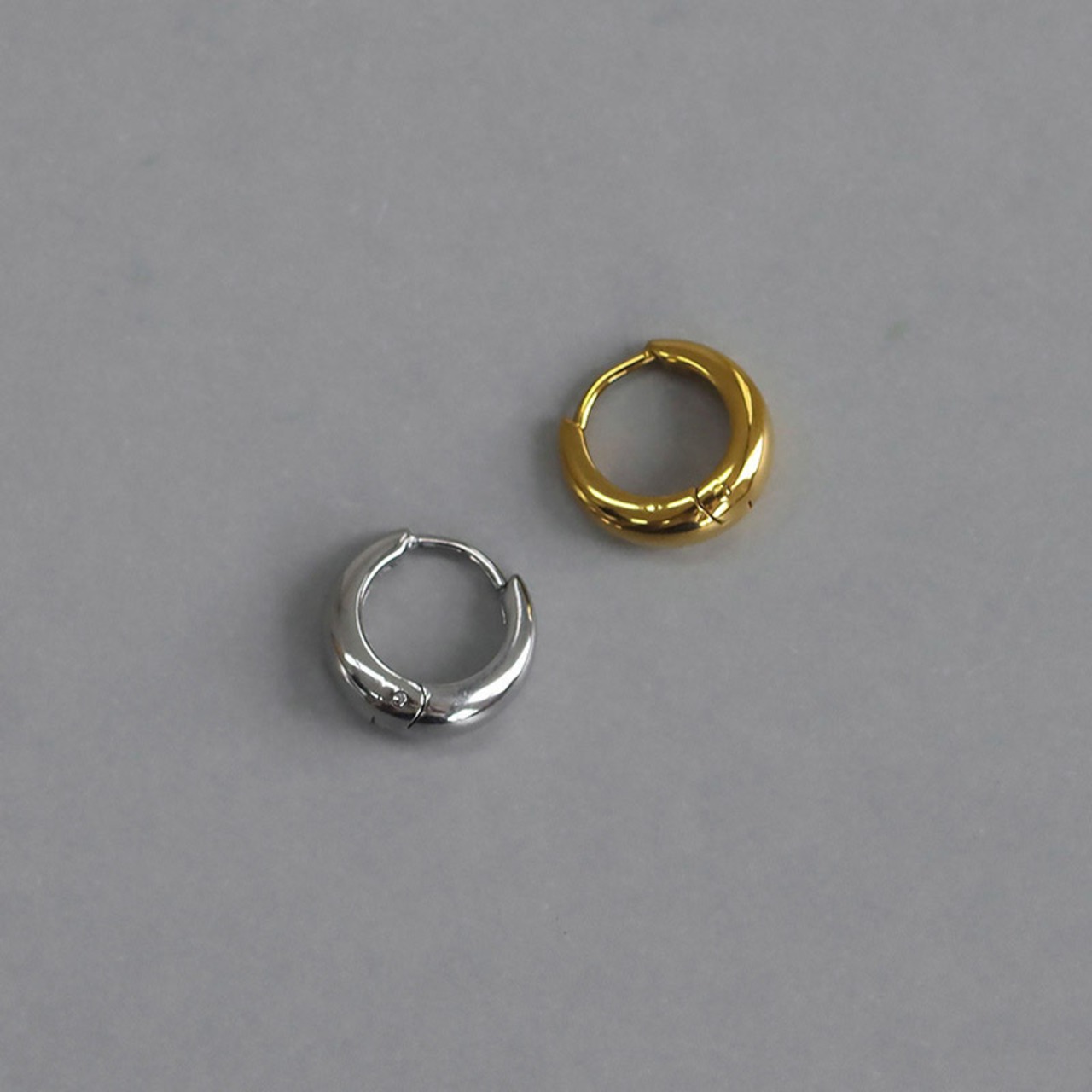 【ネコポス便】金属アレルギー対応 ピアス 選べるサイズ フープピアス 金属アレルギー対応 ステンレス ピアス フープピアス ぷっくり ドロップ ドーム ワンタッチ キャッチレス 2571