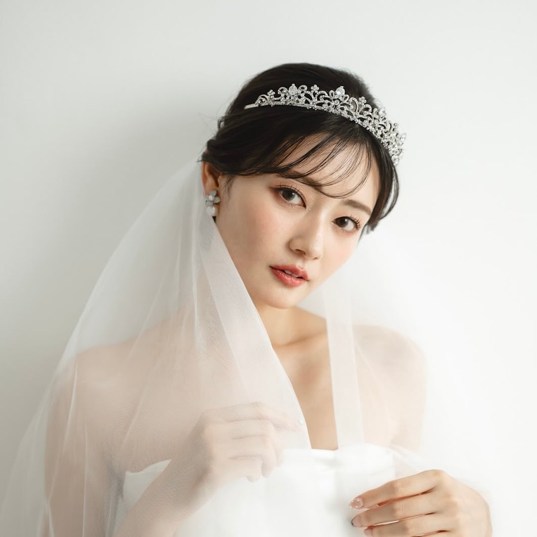 Allyssa】Tiara（ ivory & co）期間限定 | BRIDE ME