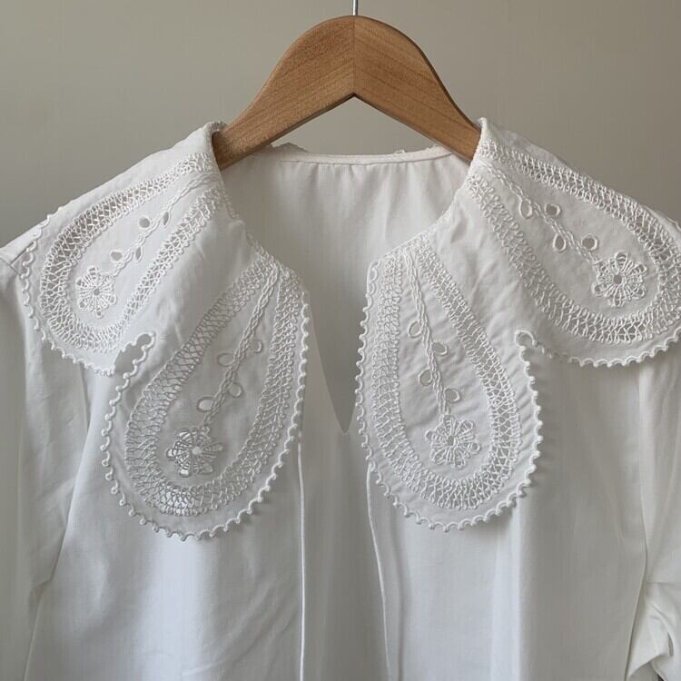専用！Moripon Flower blouse ホワイト Flower blouse /white (4月上旬頃発送予定) | moripon.
