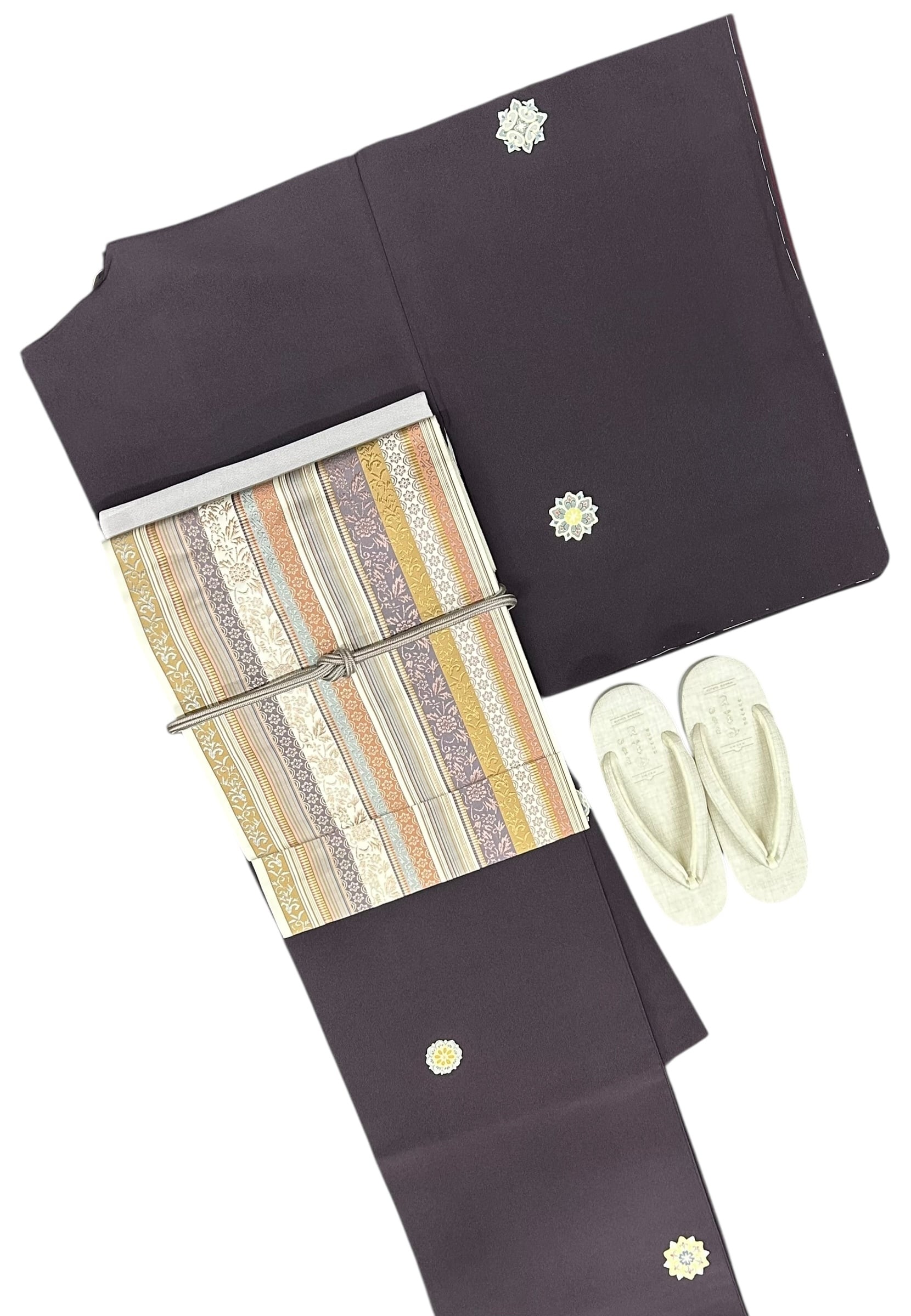 小柄な方にお薦め　裄直しサービス　証紙付き　宝尽くし模様江戸小紋着物 小柄な方にお薦め 裄直しサービス 証紙付き 宝尽くし模様江戸小紋着物