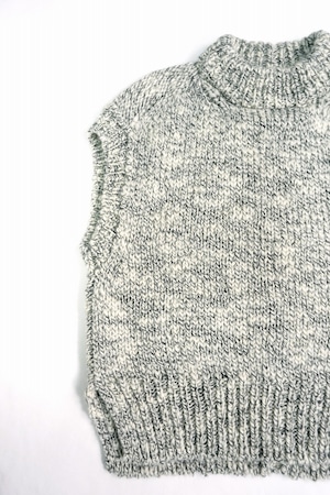 Hand Framed Chunky Mock Vest