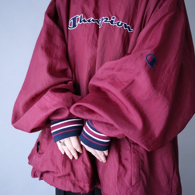 "Champion" XXL super big silhouette nylon pullover