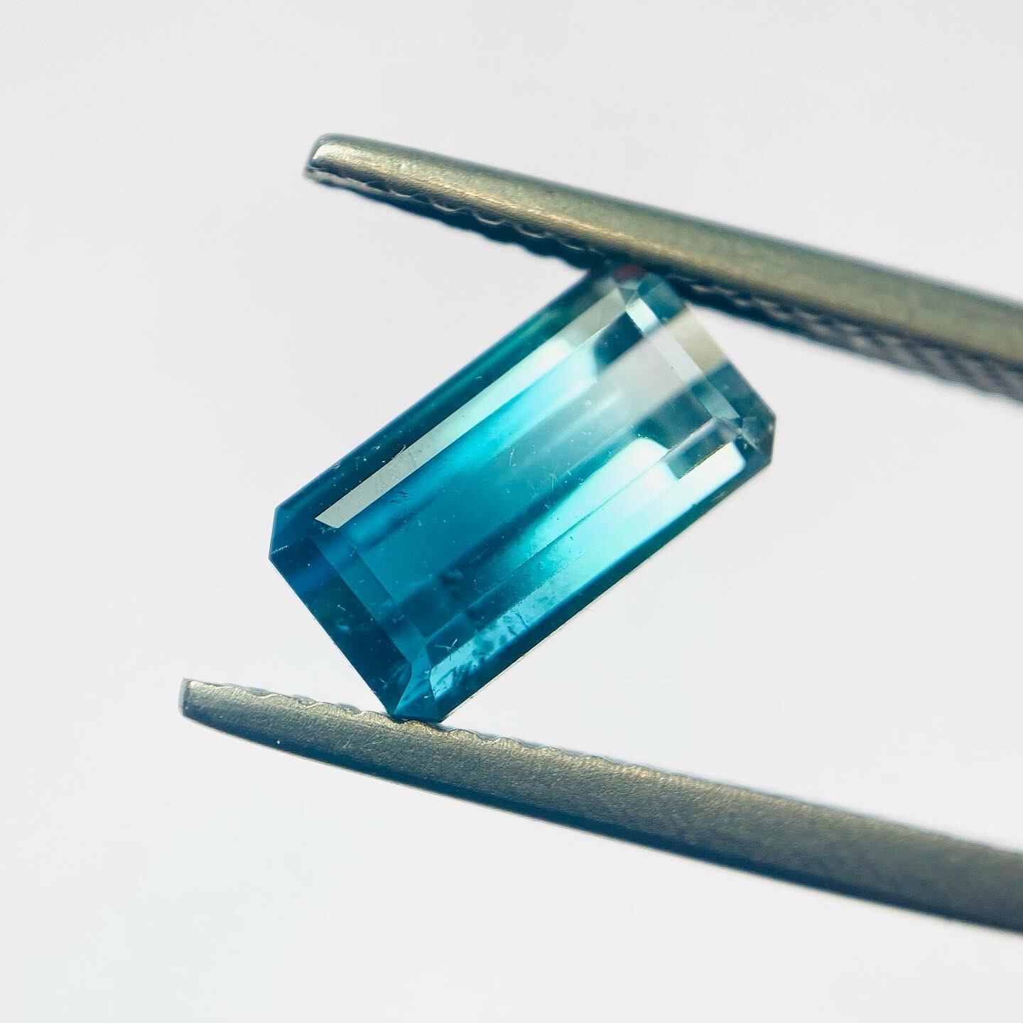 景色の見えるトルマリン5 夏、海