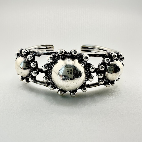 M1209 vintage 1950's Navajo カフ ブレスレット*バングル