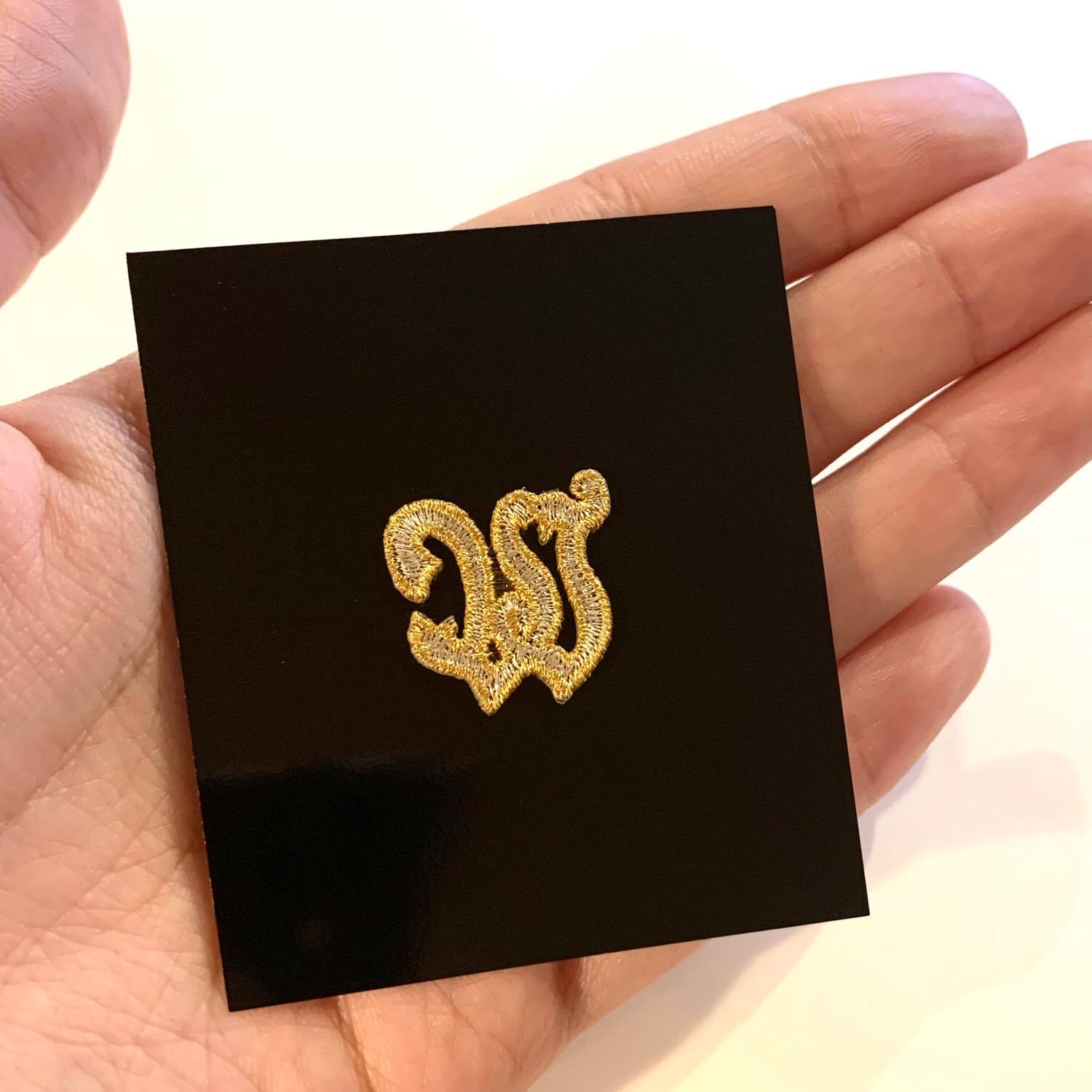 アルファベットワッペン（ゴールド） | Dua-アクセサリーパーツショップ