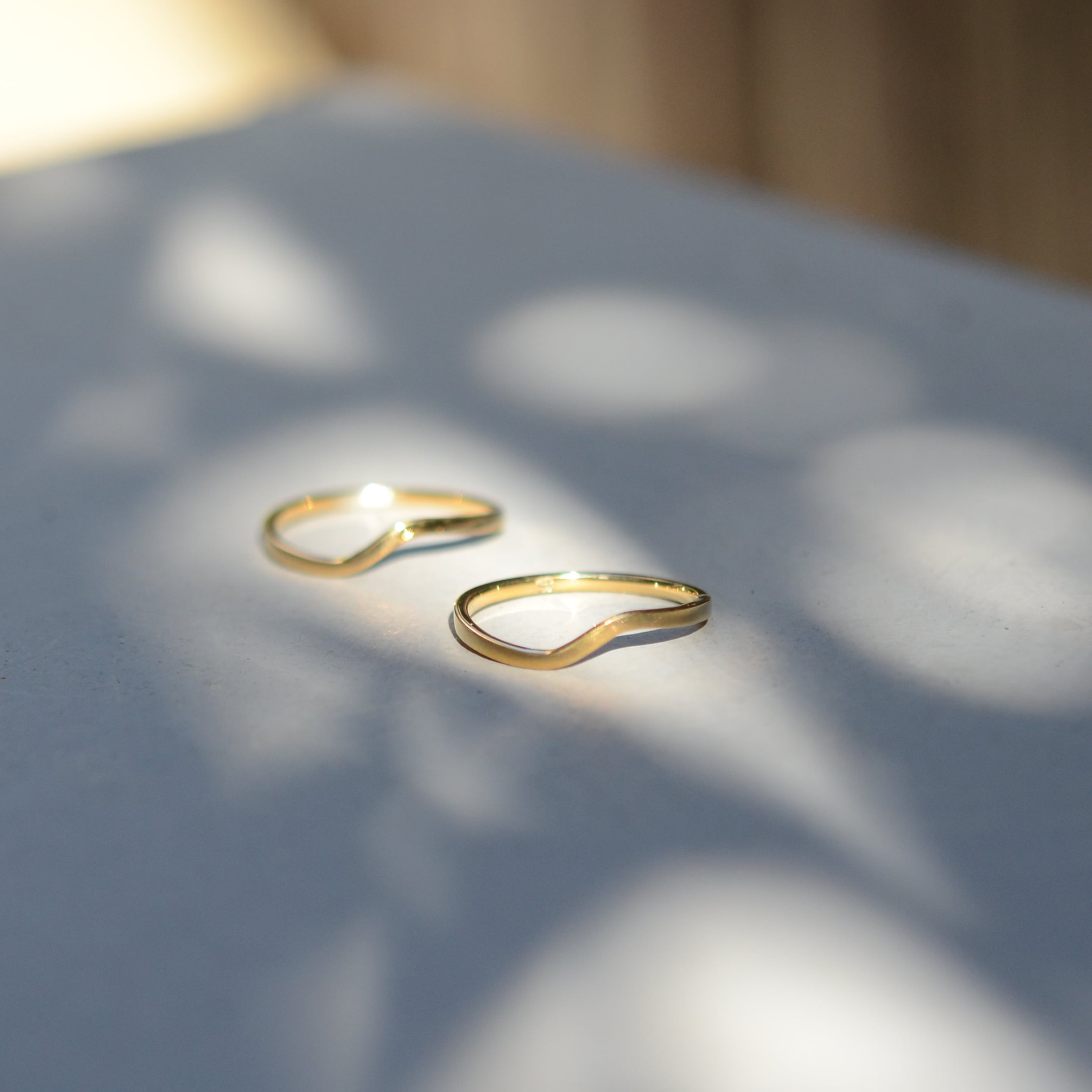 〈K10 YG〉coral ring / flat / 1.5mm