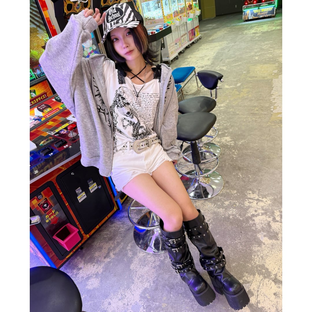 新作】ダメージデニム ショートパンツ | VOLCAN&APHRODITE