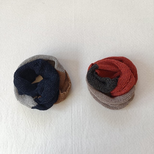 シルクウールのスヌード　２色