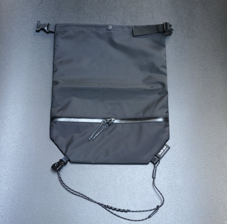 outback / ROBIC®︎ 210D ripstop / BLACK