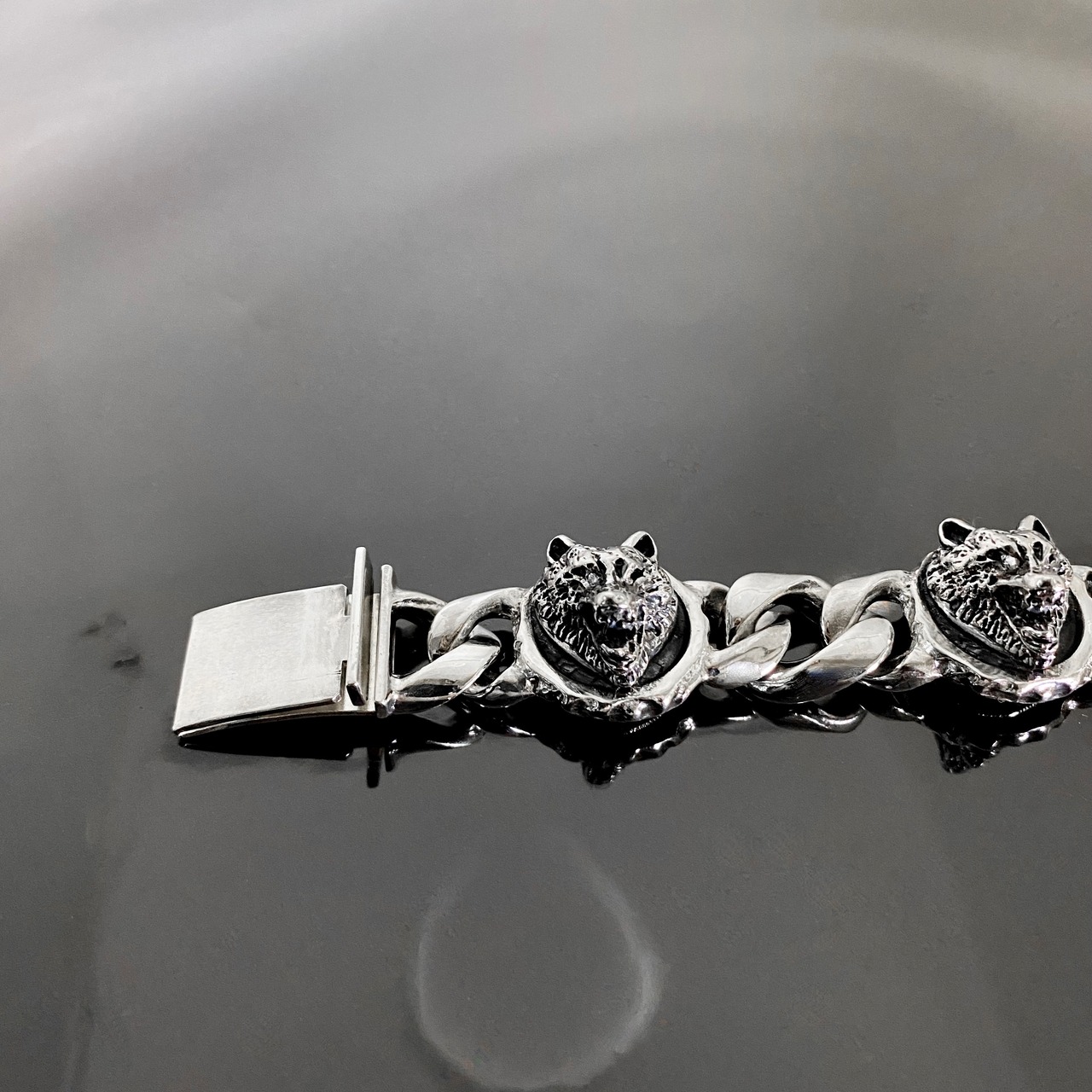 WOLVES CHAIN BRACELET with 8 DIAMONDS / ウルヴスチェーンブレスレット・8ダイヤモンドアイズ