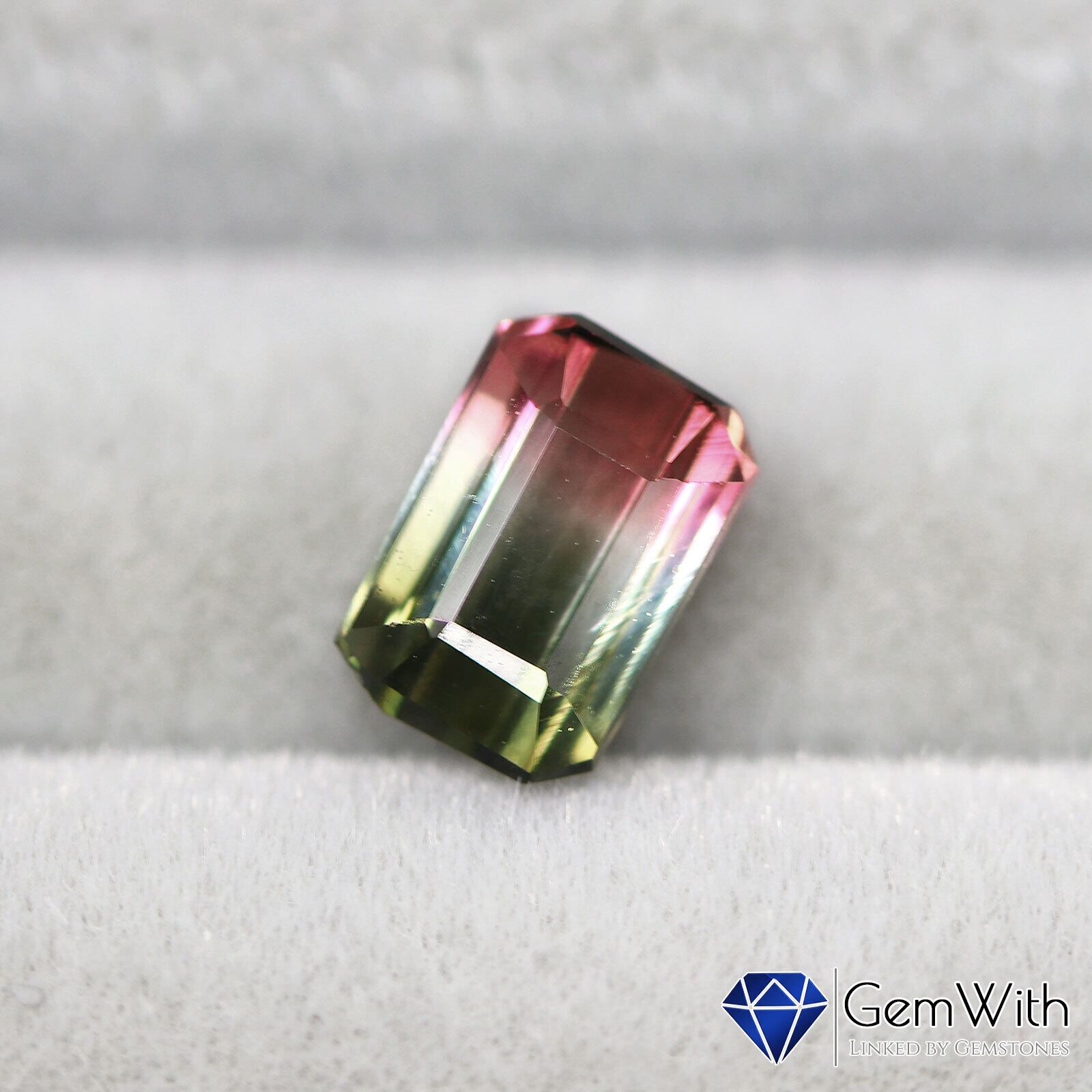 ナイジェリア産アクアマリン エメラルドカットルース 2ct 8.6mm*6.4mm