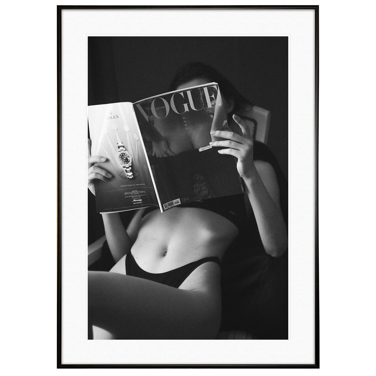 人物写真 ランジェリー姿の女性 インテリアアートフォト モノクロポスター額装 AS4346