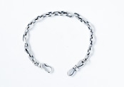 BN-063 Mebiusu hook bracelet (S)