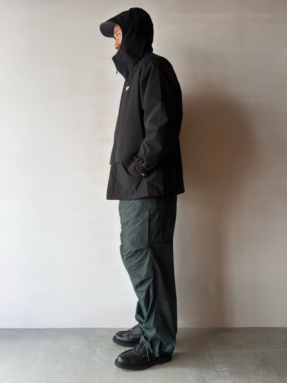 FreshService WAXED POPLIN FISHING PANTS | HUMAN and THINGS