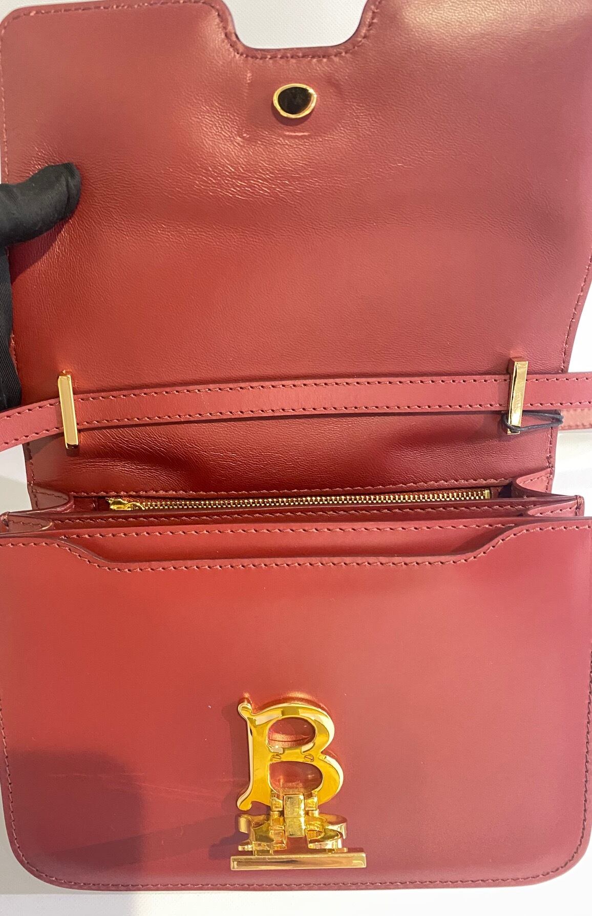 BURBERRY バーバリー ショルダーバック レディース 8010332/A3358