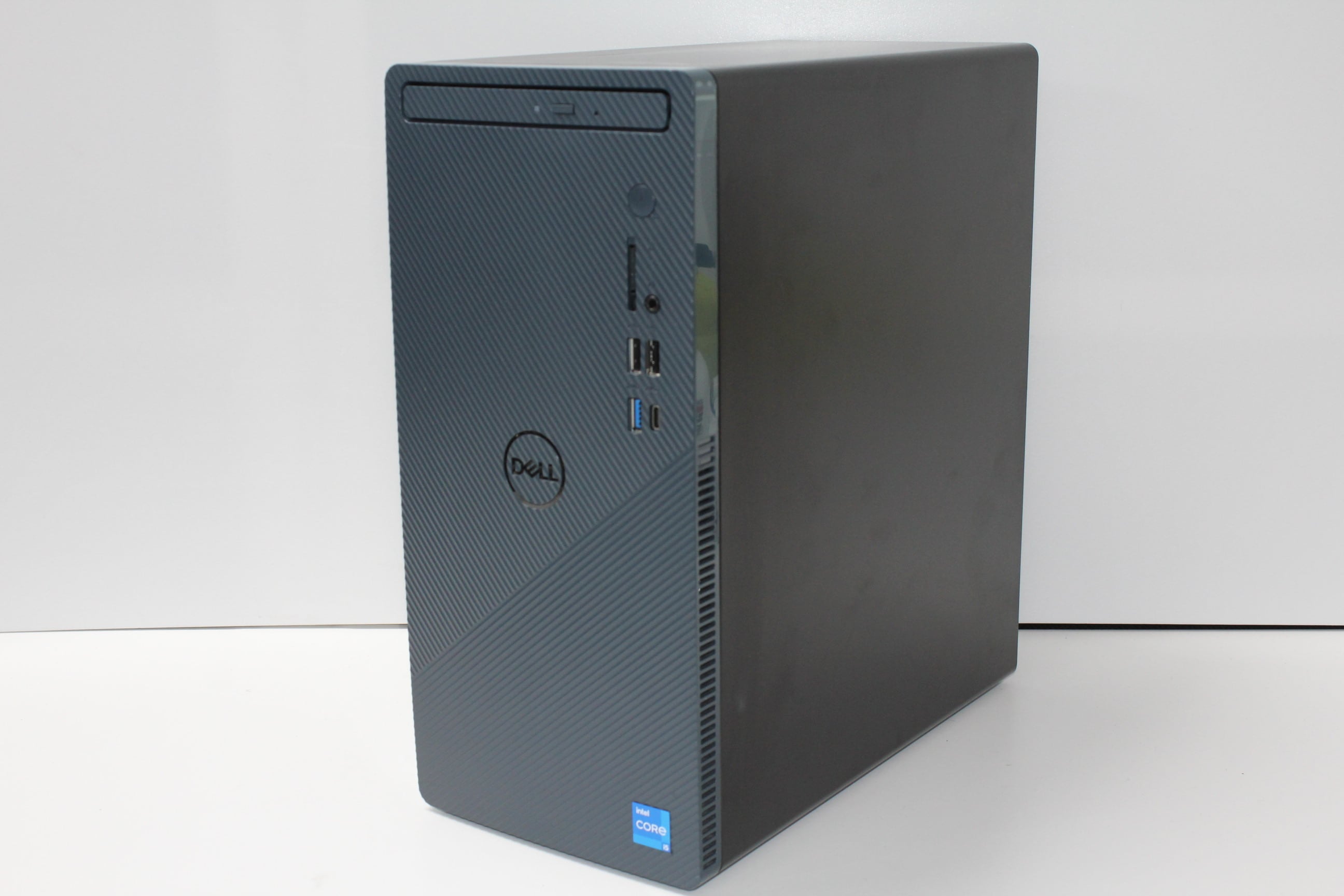 中古一体型デスクトップPC】Dell〈Inspiron 7700 AIO〉Intel Core i7 中古一体型デスクトップPC】Dell〈Inspiron 7700 AIO〉Intel Core i7