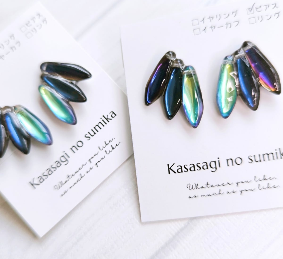 翼の耳飾り《ニケ》1番人気カラー サンセットレイヴン イヤリング ピアス変更可能