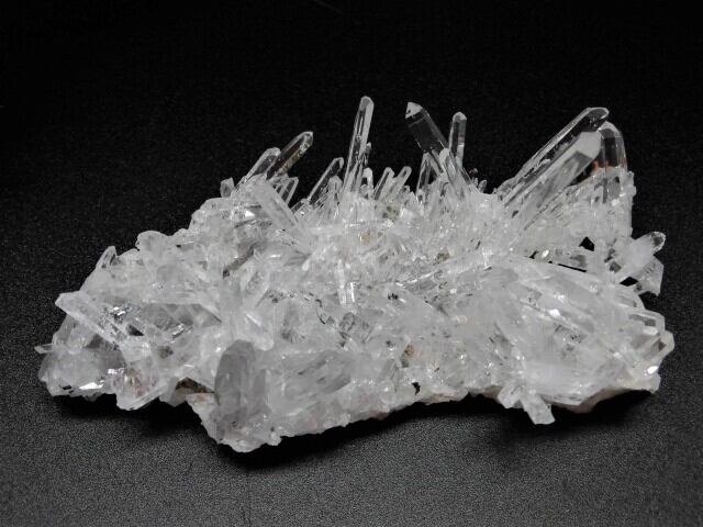 【送料無料】【最高品質】コロンビア サンタンデール産水晶クラスター  no.5