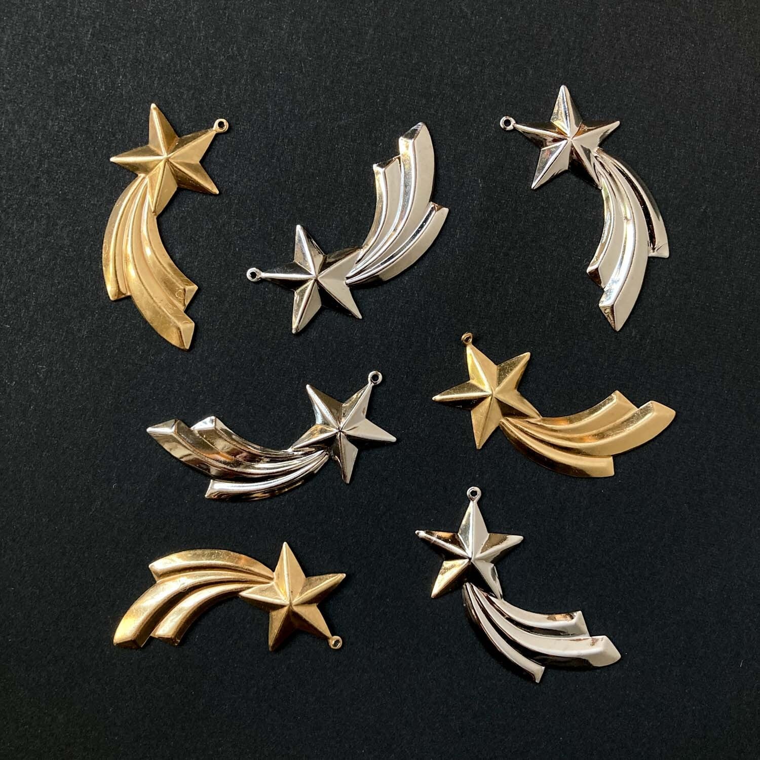 再入荷〉USA真鍮 大ぶり流れ星チャーム | Dua-アクセサリーパーツショップ