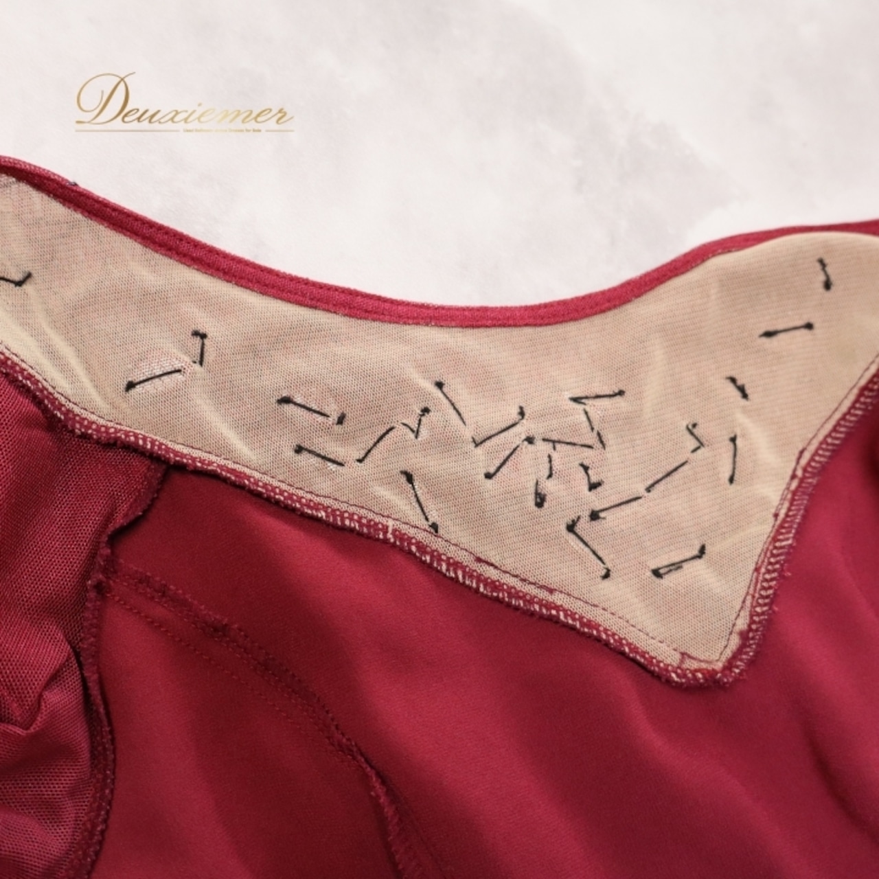 社交ダンス 衣装 ツーピース ワインレッド系 チャコットロイヤルダンス Chacott ROYAL DANCE 日本製 ラインストーン フリル パーティー 練習 レッスン 伸縮 ストレッチ 上品 日本製 かわいい 紫 セットアップ 上下セット パープル系