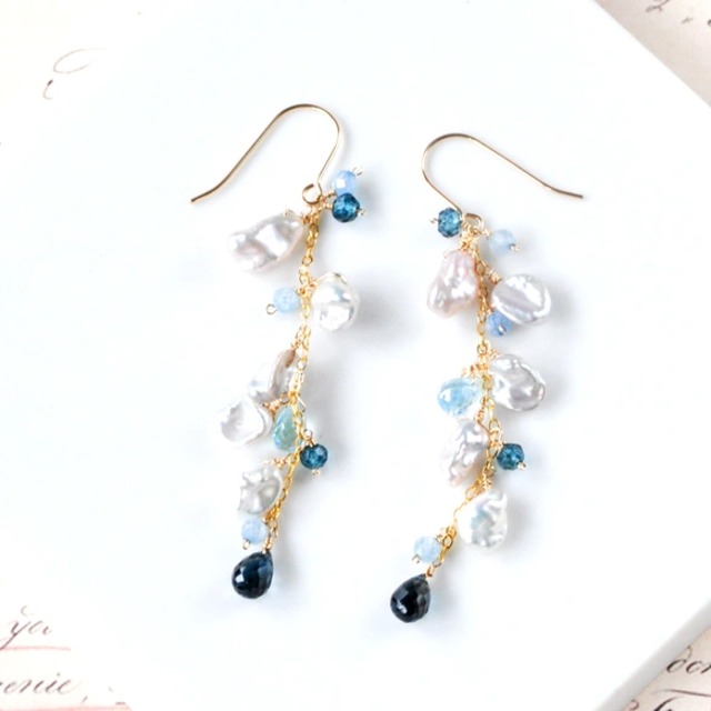 「冬の光をまとうパール」 ― ケシパール×ブルートパーズ×ブルージルコン ピアス ―