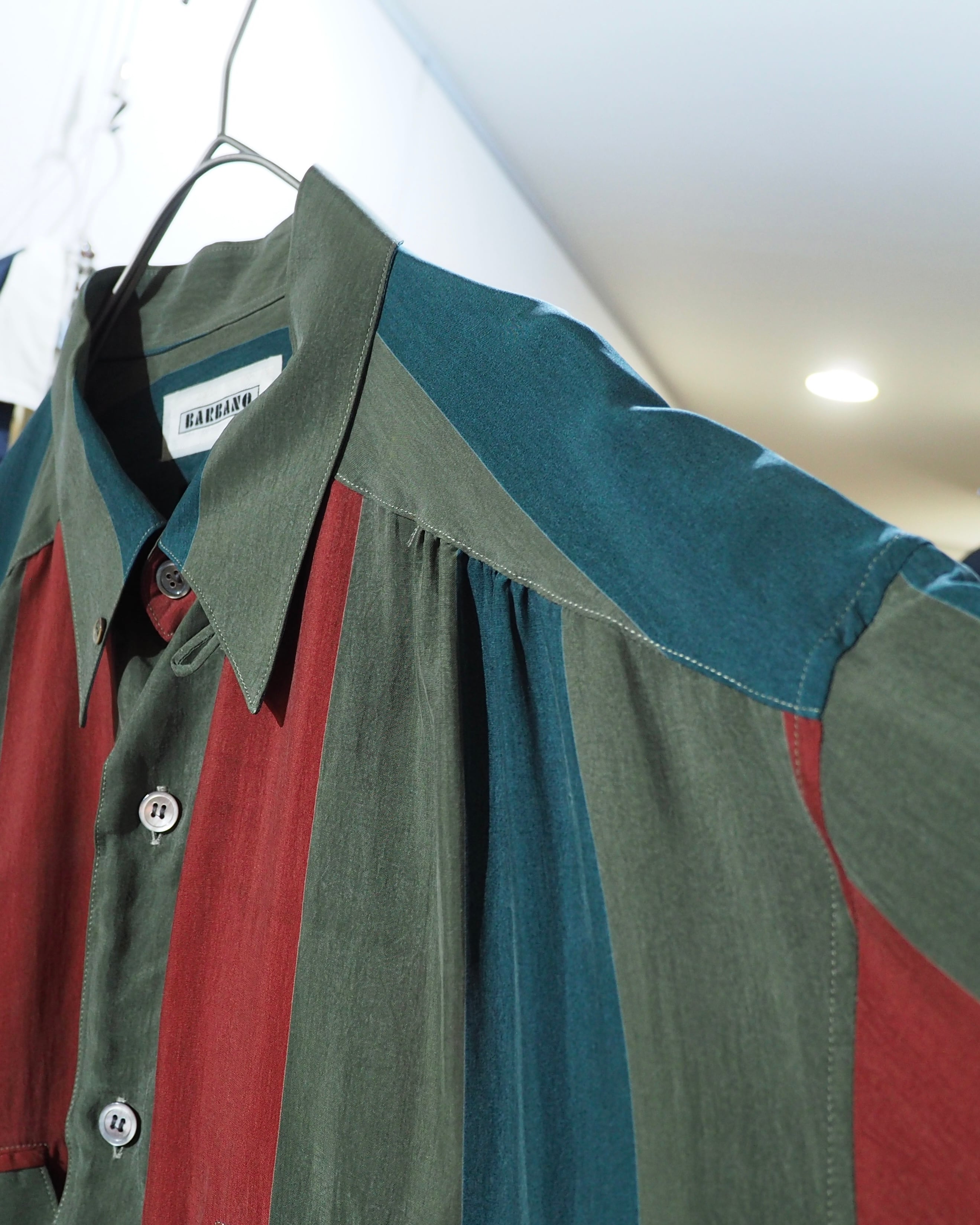 1980s ” BARBANO ” Tricolore stripe pattern vintage Drape loose Shirt