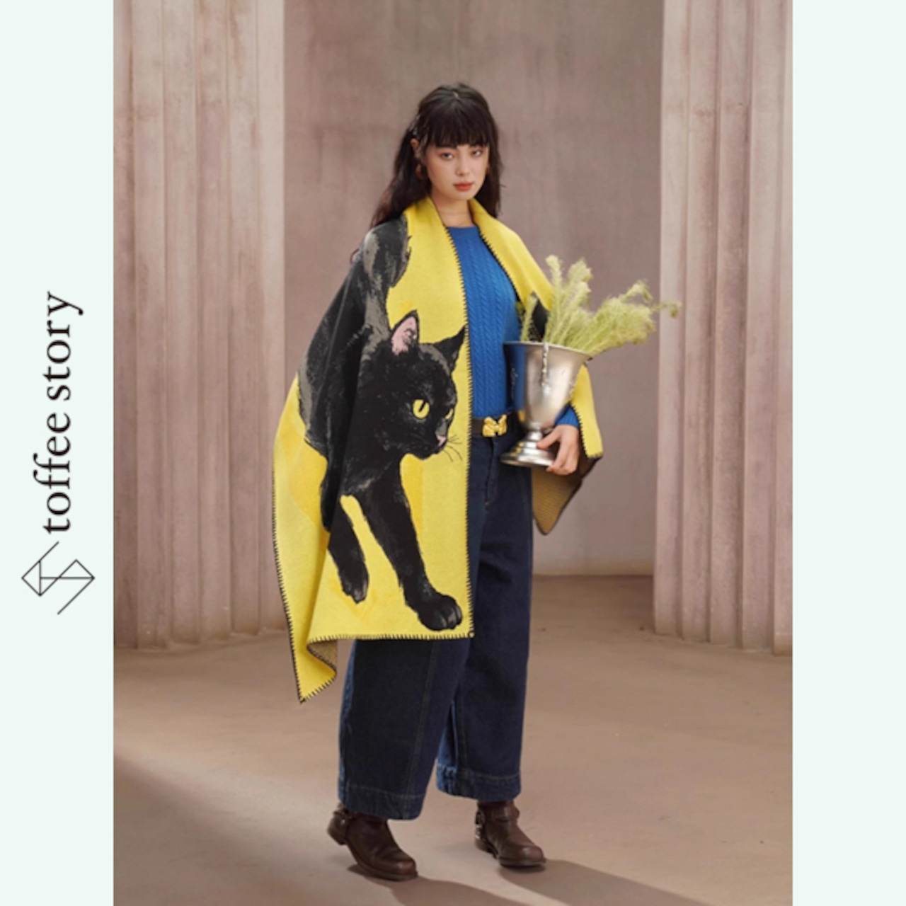 黄金の夢を駆ける黒猫の幻想ショール 《C0254》